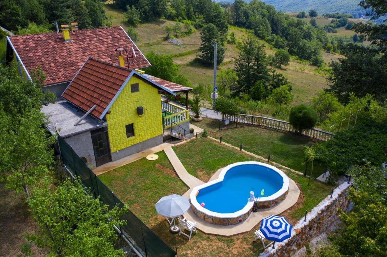 Hotel Pansion Renata à Prozor Extérieur photo